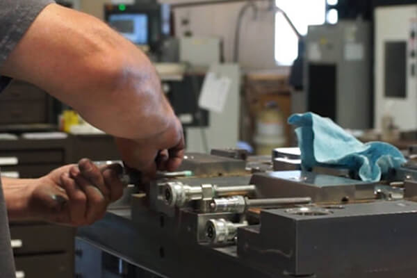 injection mold repair